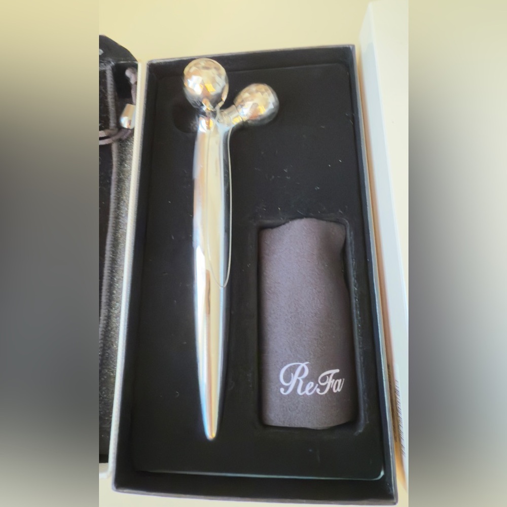 Refa S CARAT beauty massage device from Japan